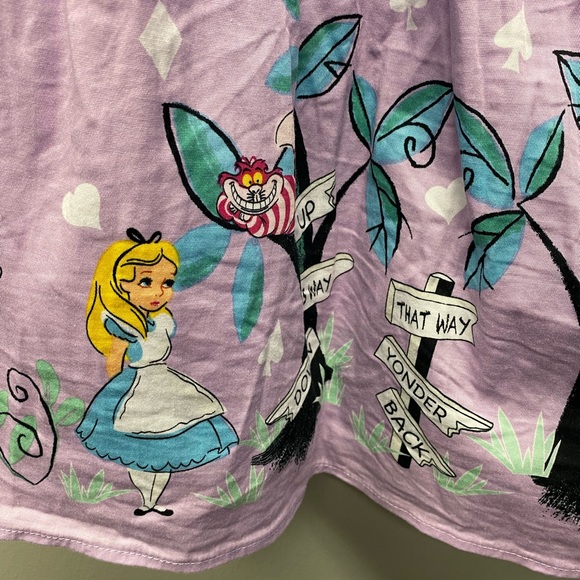 Hot Topic x Disney Alice In Wonderland Tea Party Retro Dress Size 16 - Picture 8 of 16